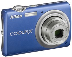 Nikon s220