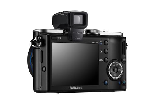 Беззеркальная фотокамера Samsung NX100