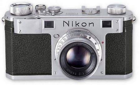 Nikon 1 C чего начинался Nikon - прошлое и настоящее