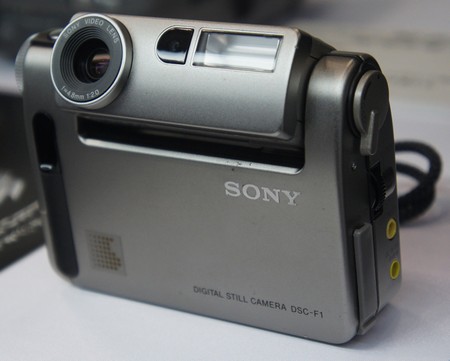 Sony Cyber-shot F1