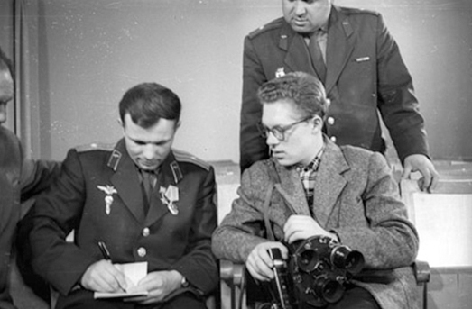 В.Базанов. Юрий Гагарин и Борис Смирнов. Центр подготовки космонавтов. В.Базанов. Юрий Гагарин и Борис Смирнов. Центр подготовки космонавтов.