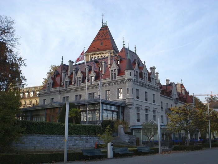 В районе Уши, Лозанна