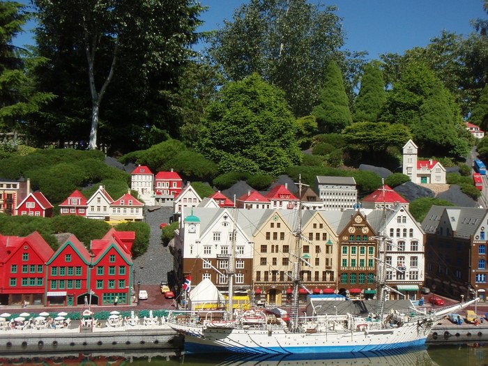 Берген, тематический парк Legoland