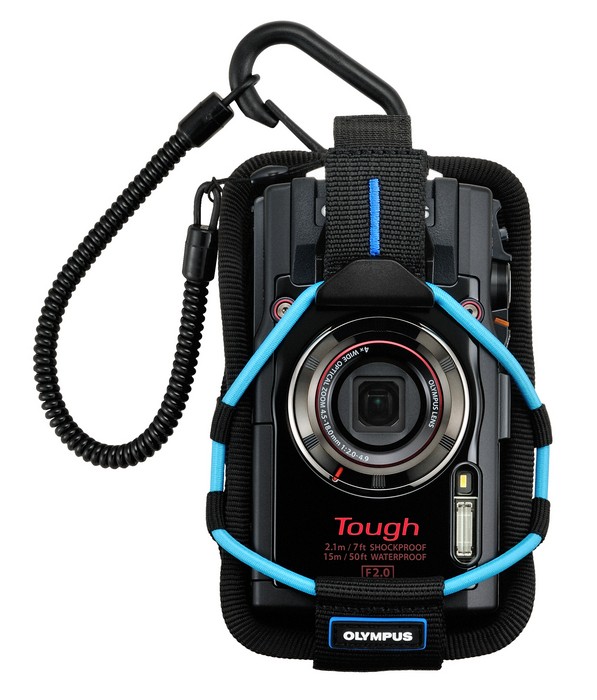 Olympus TOUGH TG-4 в переноске