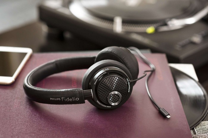 Philips Fidelio M2L