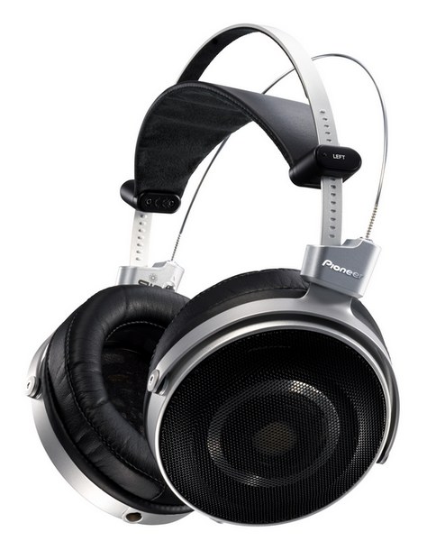 Pioneer SE-MASTER1