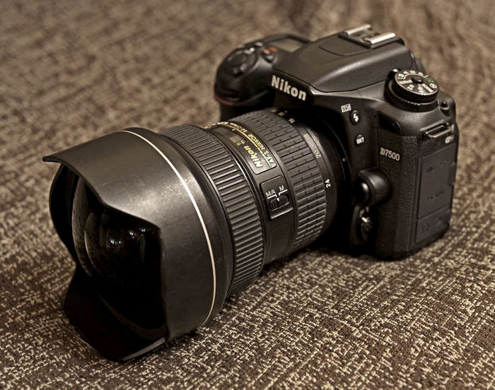 Nikon AF-S Nikkor 14-24 мм f/2.8G ED